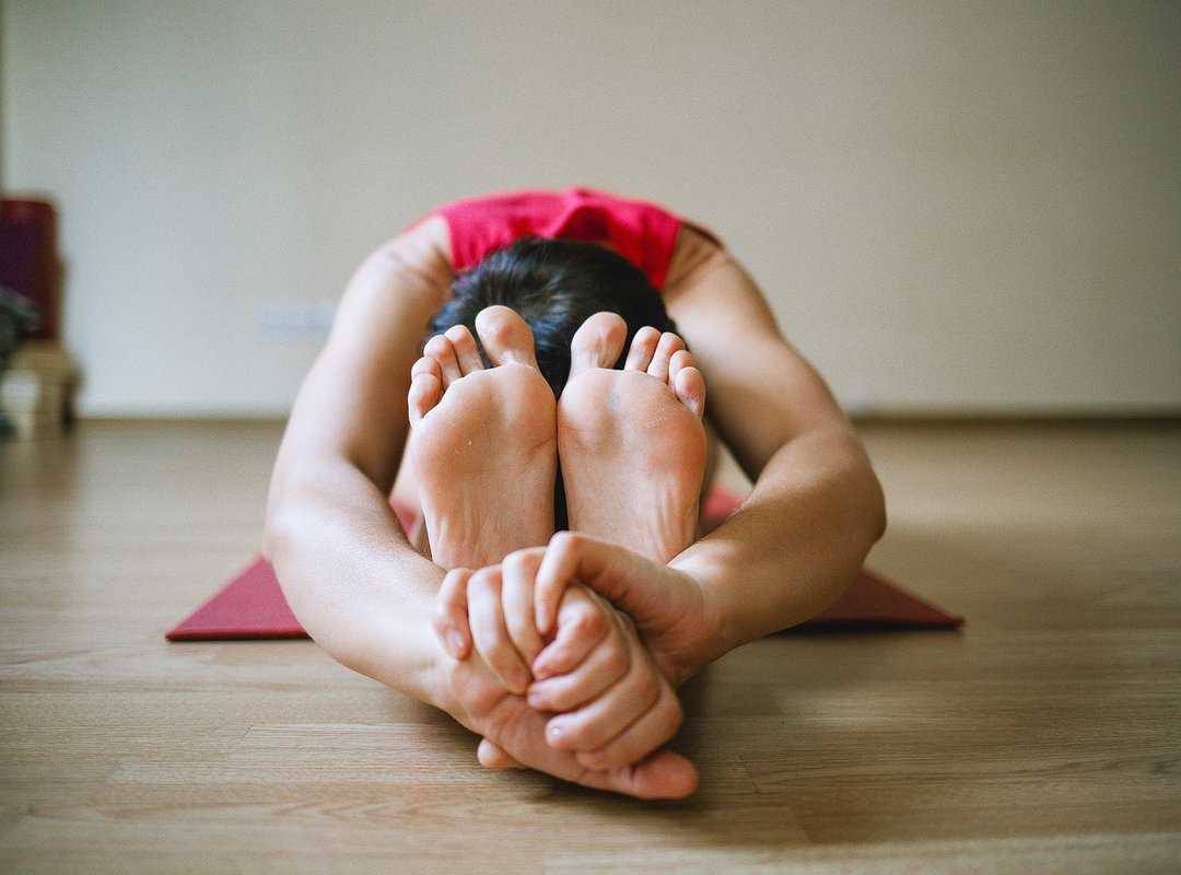 yoga poses de-stress